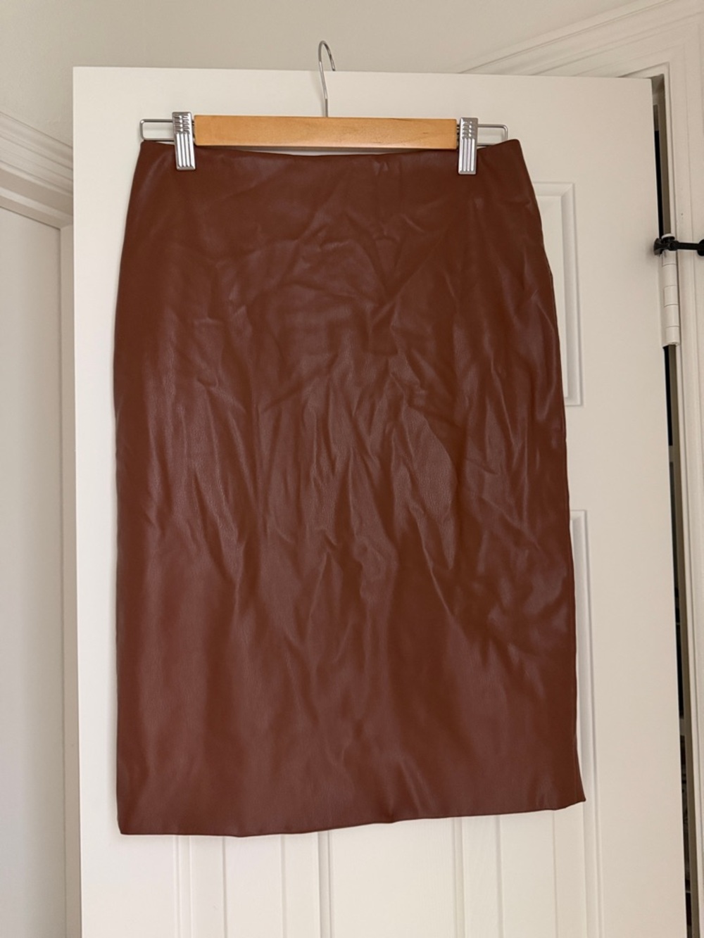 Brand new Theory Brown Faux-Leather Pencil Skirt